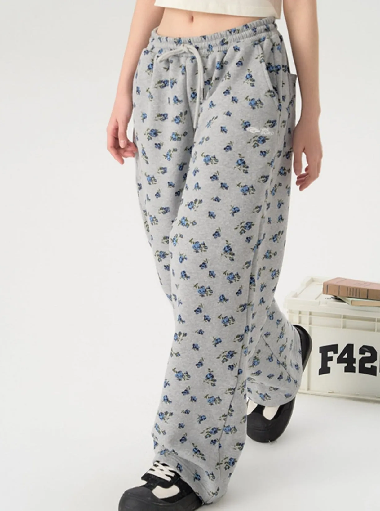 Loose Fit Floral Streetwear Pants